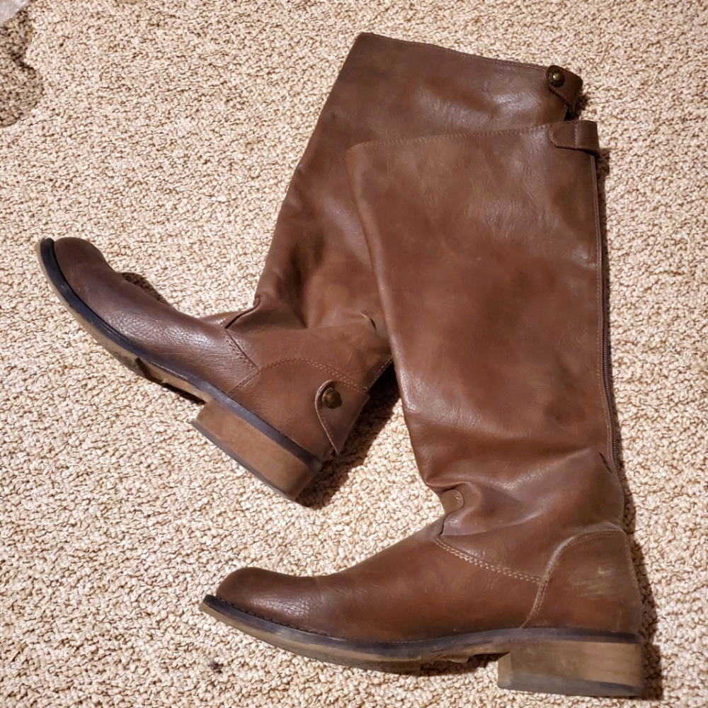 👢 Like new Brown faux leather riding boots from browns Size 8!